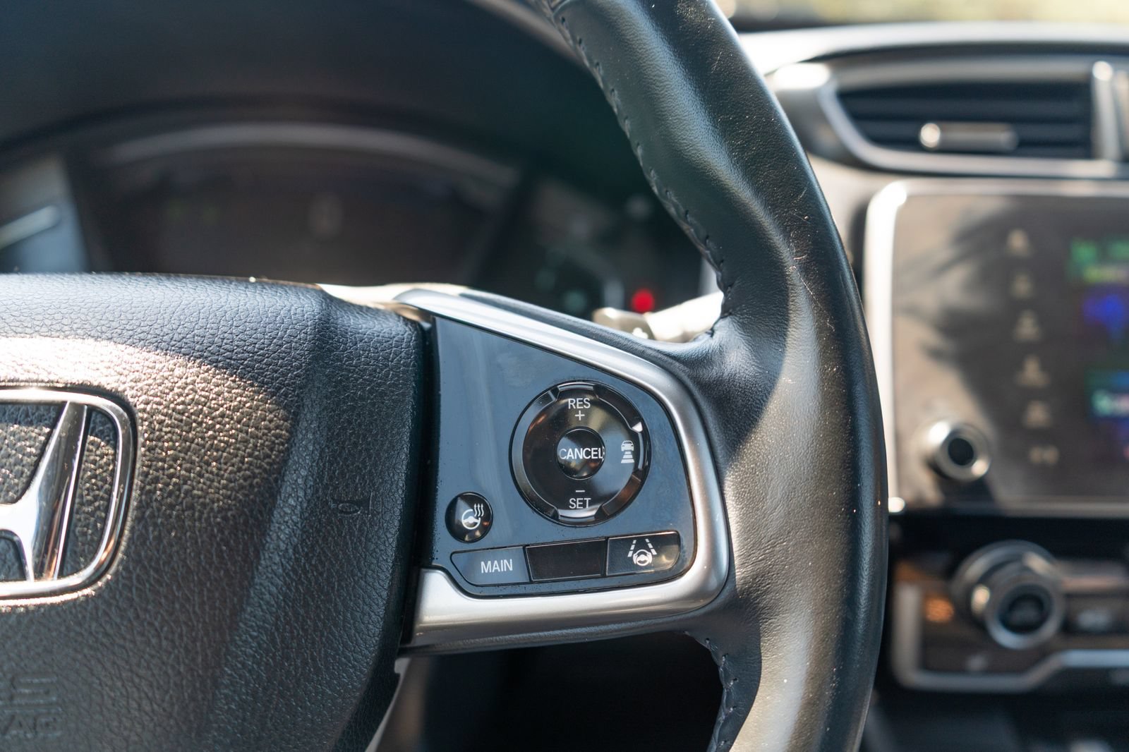 Used 2020 Honda CR-V Touring image 28