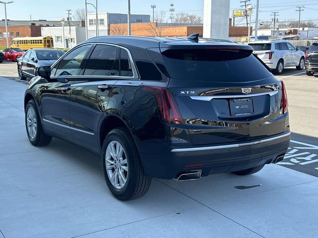 Certified 2023 Cadillac XT5 Luxury FWD image 8