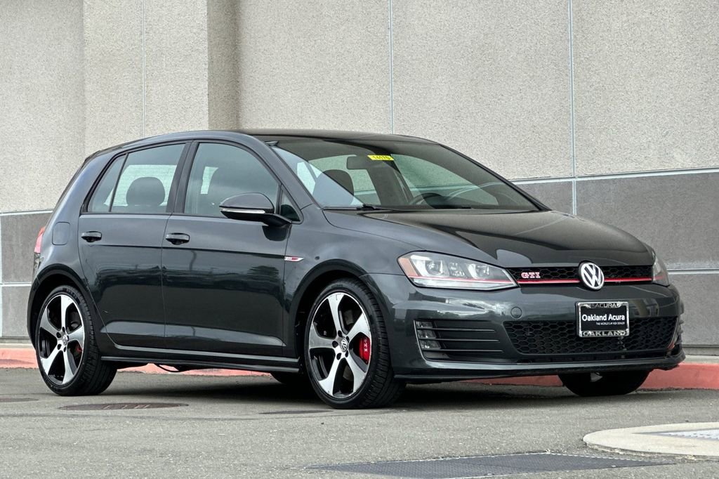 Used 2017 Volkswagen GTI SE FWD image 2
