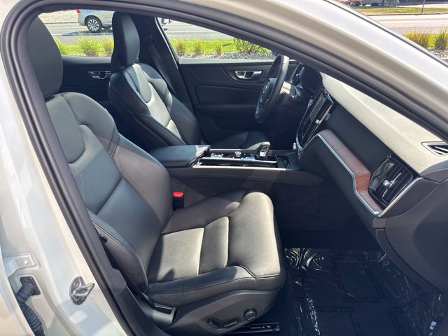 Used 2023 Volvo S60 B5 Plus w/ Climate Package AWD/4WD image 15