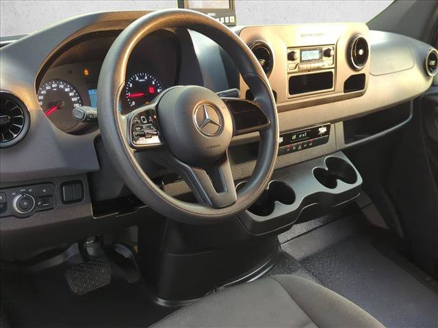 Used 2020 Mercedes-Benz Sprinter 2500 image 9