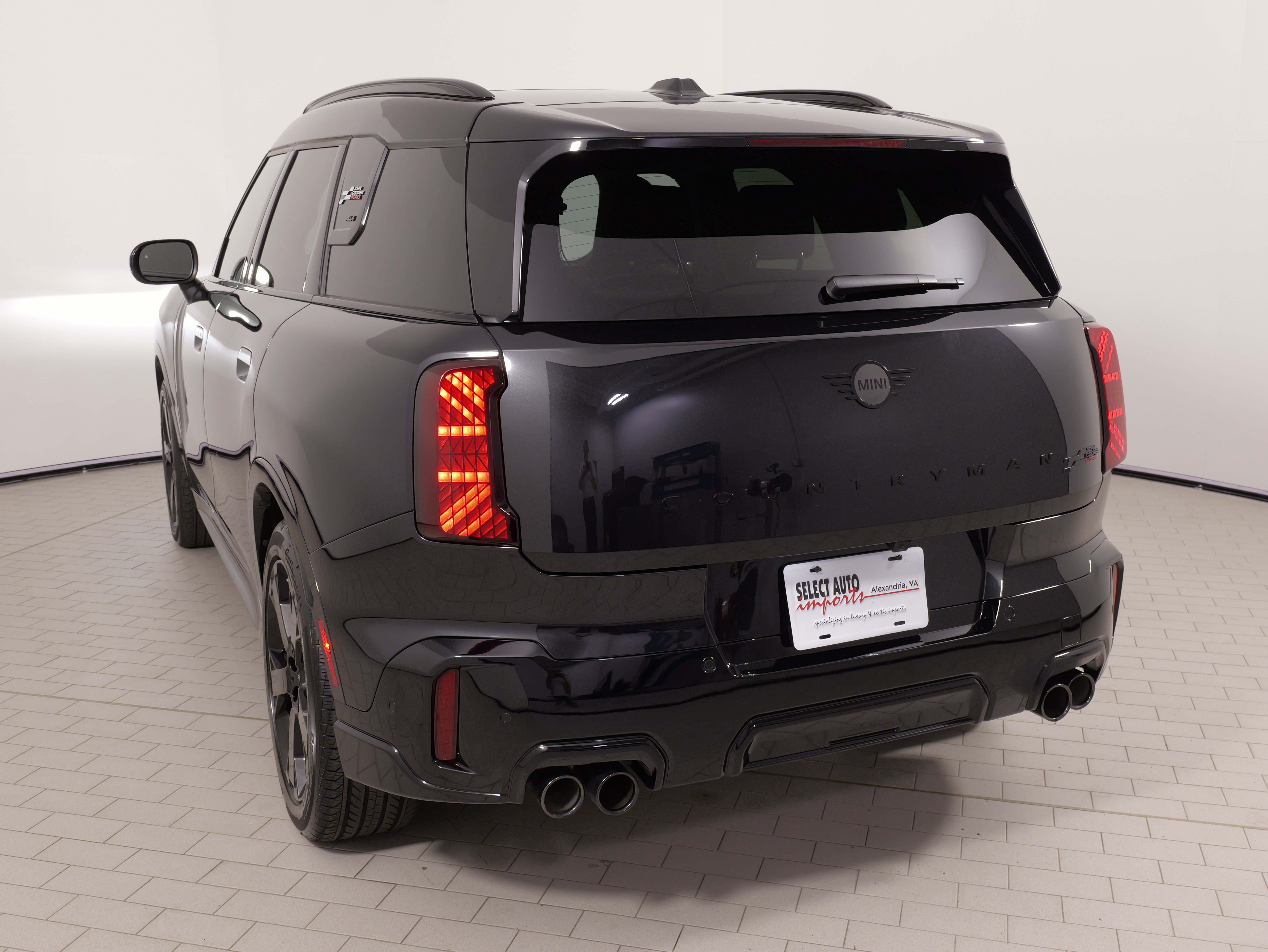 Used 2025 MINI Cooper Countryman John Cooper Works w/ Comfort Package Max AWD/4WD image 12