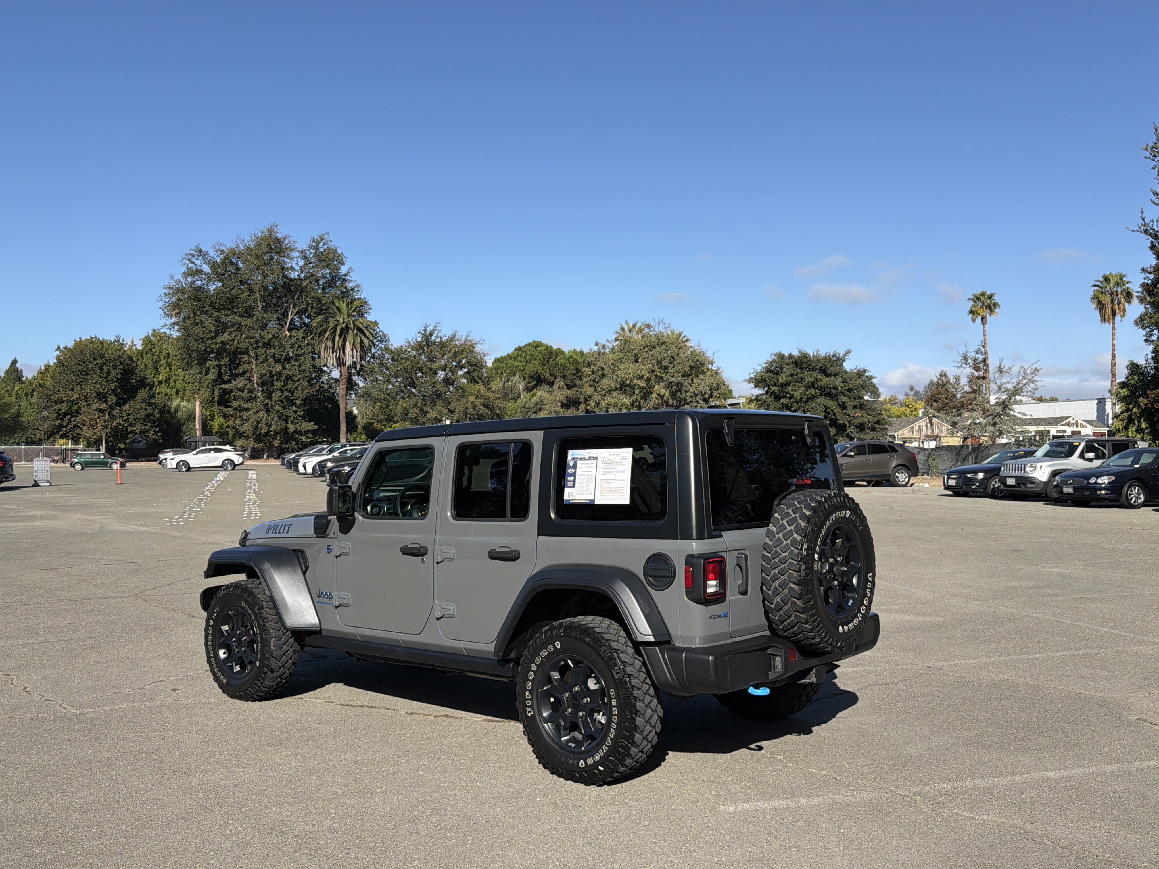 Used 2023 Jeep Wrangler Unlimited AWD/4WD image 20