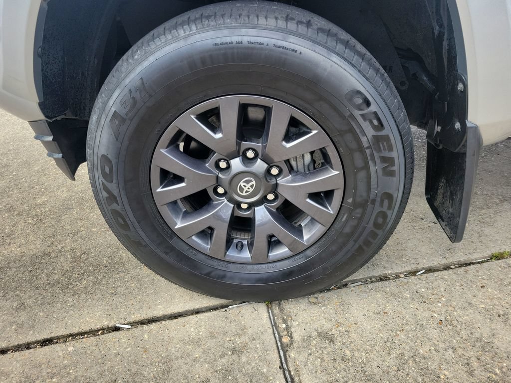 Certified 2023 Toyota Tacoma SR5 RWD image 34