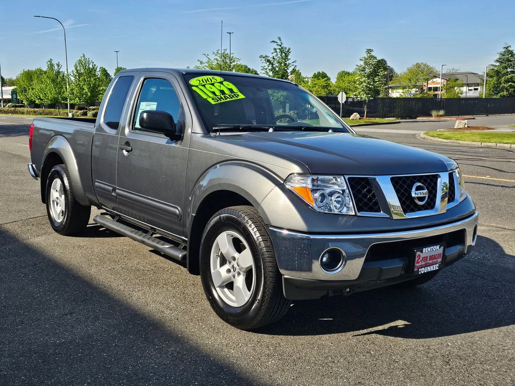 Used 2005 Nissan Frontier LE w/ (T01) Traction Pkg AWD/4WD image 3