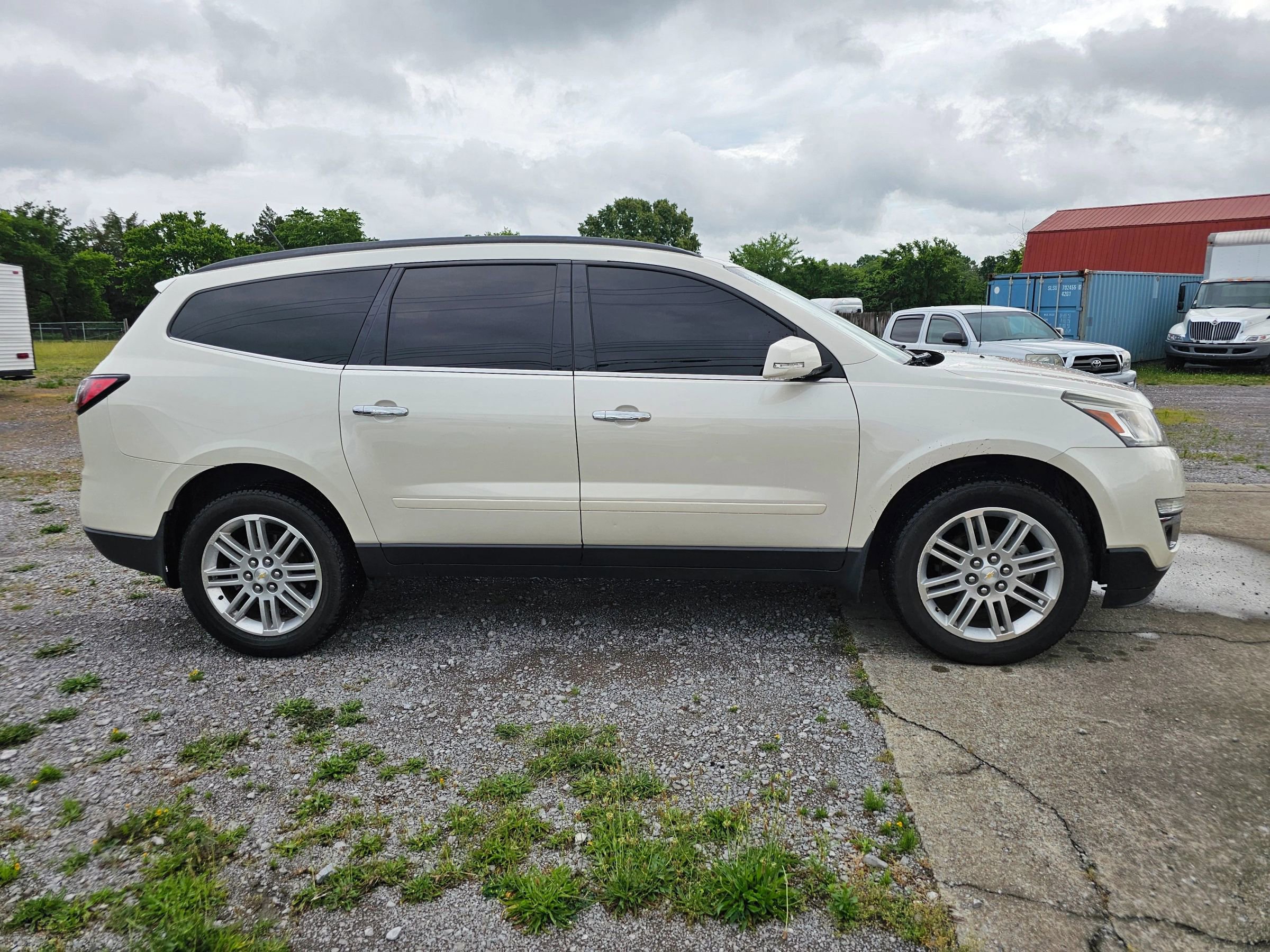 Used 2015 Chevrolet Traverse LT w/ Style and Technology Package FWD image 19