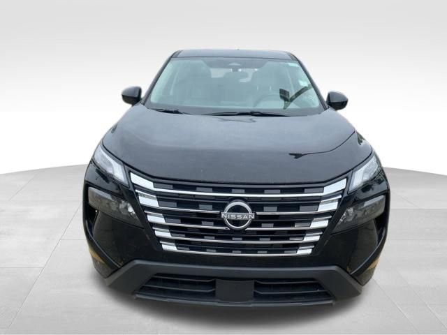 Used 2025 Nissan Rogue SV AWD/4WD image 6