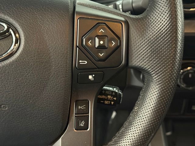 Used 2019 Toyota Tacoma TRD Sport AWD/4WD image 19