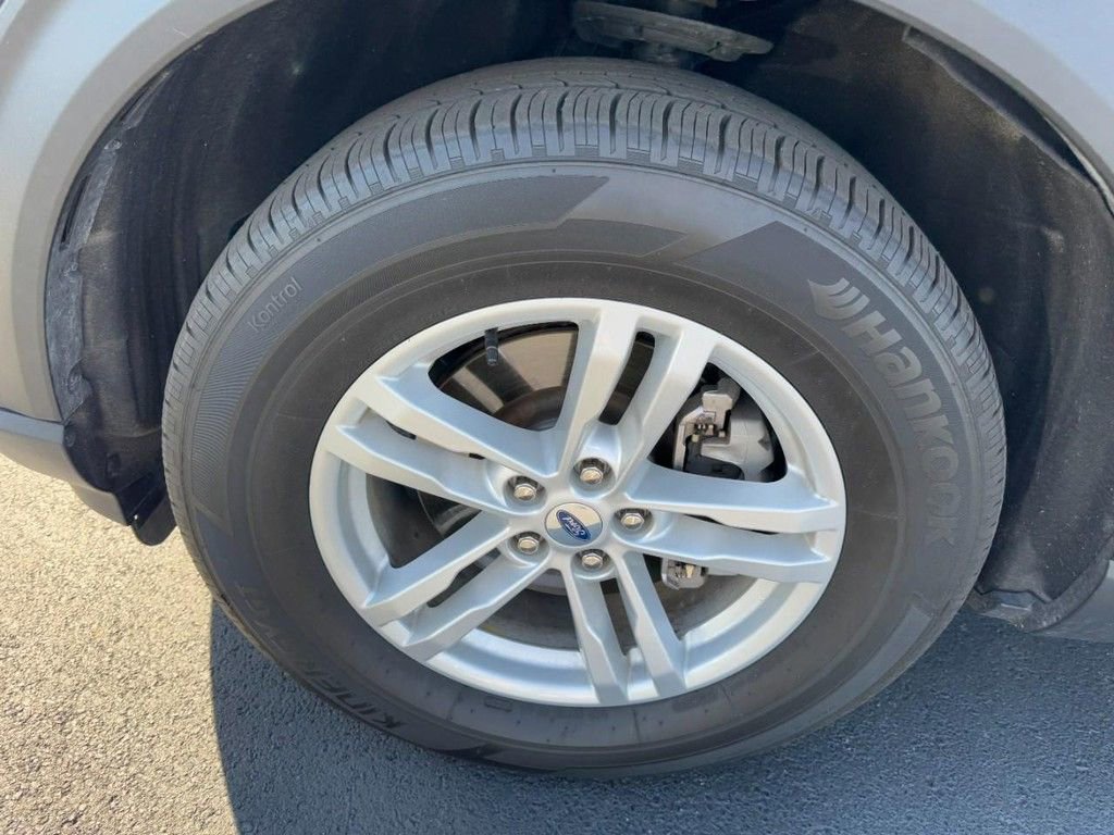 Used 2023 Ford Explorer XLT w/ Class IV Trailer Tow Package image 7