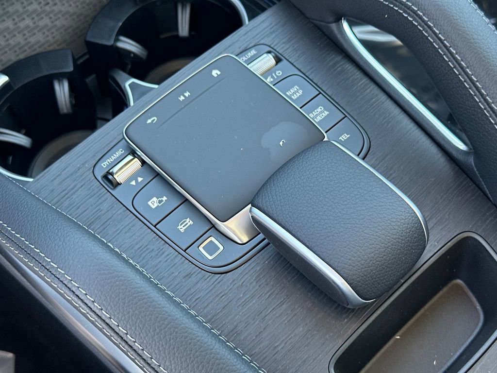 New 2026 Mercedes-Benz GLE 450e 4MATIC image 33