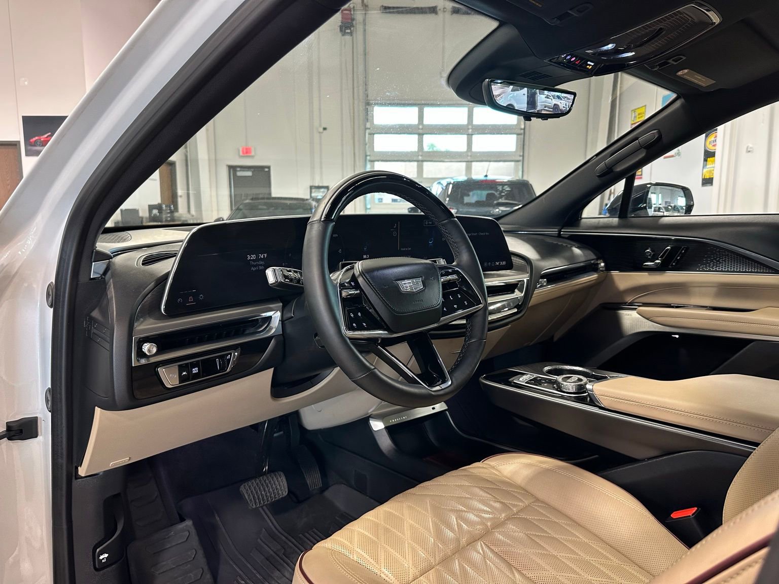 Used 2024 Cadillac Lyriq Sport w/ Nappa Leather Package AWD/4WD image 16