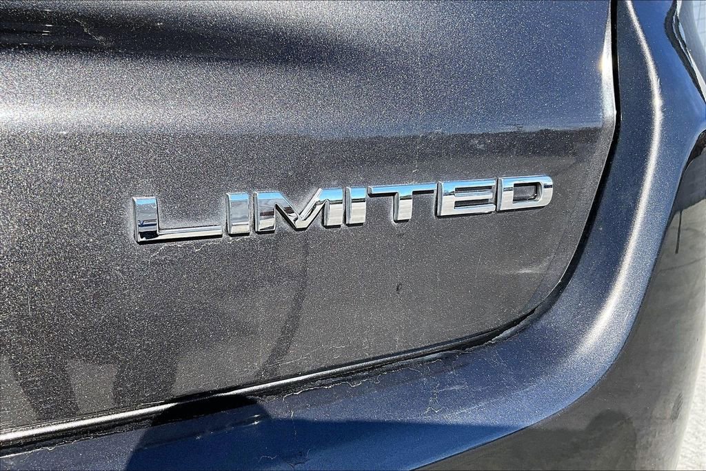 Used 2019 Jeep Compass Limited FWD image 24