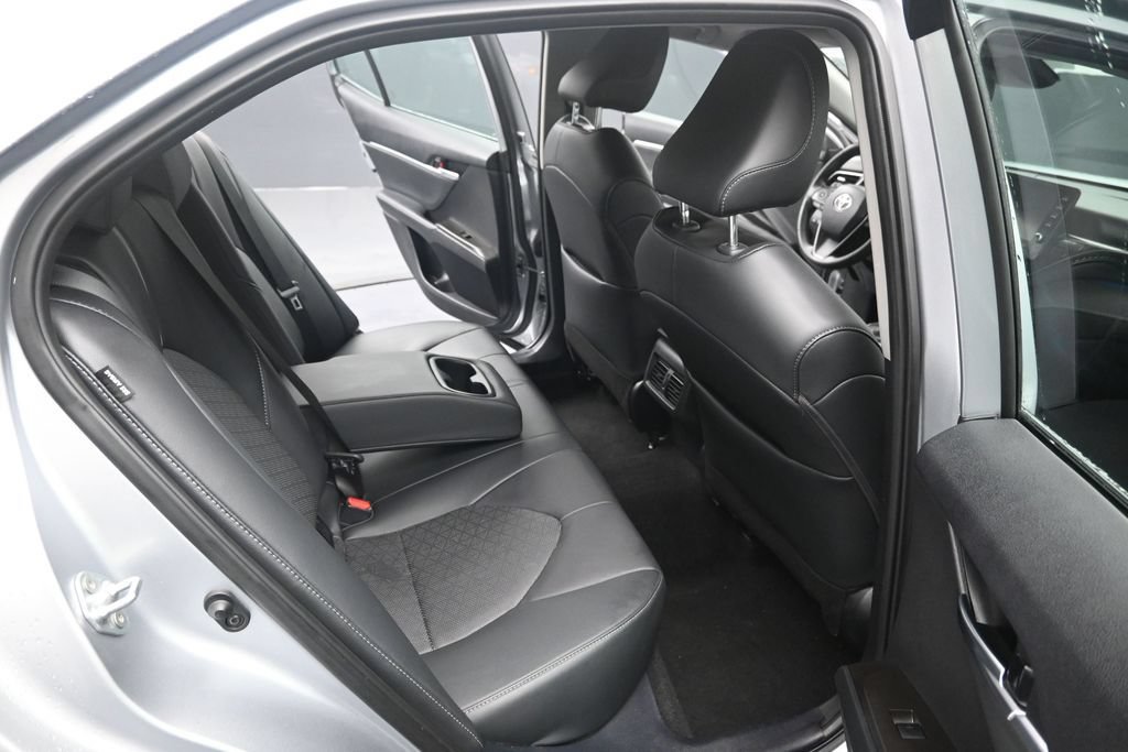 Used 2024 Toyota Camry XSE FWD image 30
