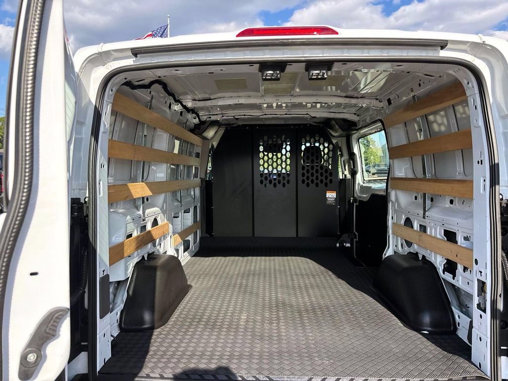 Used 2025 Ford Transit 250 Low Roof w/ Exterior Upgrade Package RWD image 11