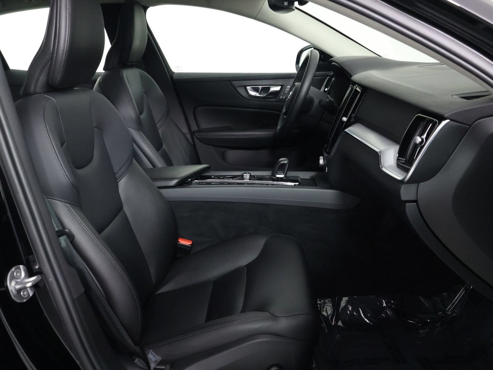 Certified 2023 Volvo S60 B5 Core w/ Climate Package FWD image 29