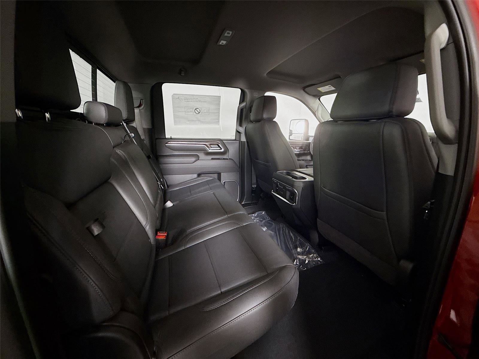 New 2026 GMC Sierra 3500 SLT w/ SLT Convenience Package image 22