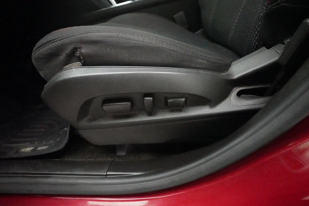Used 2017 Chevrolet Equinox LT w/ Convenience Package FWD image 29