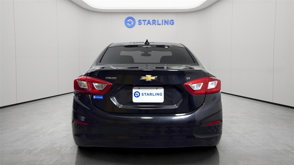 Used 2017 Chevrolet Cruze LT w/ Convenience Package image 7