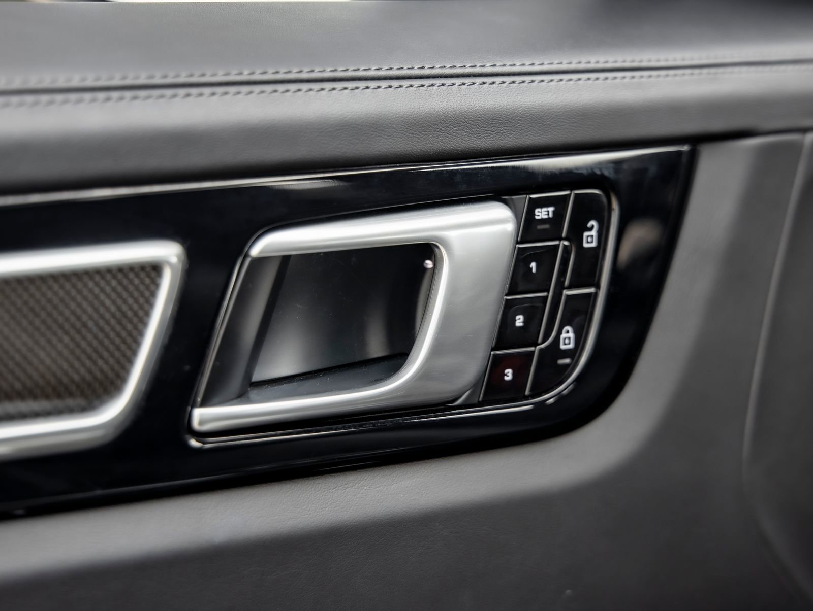 Certified 2021 Porsche Cayenne GTS image 20