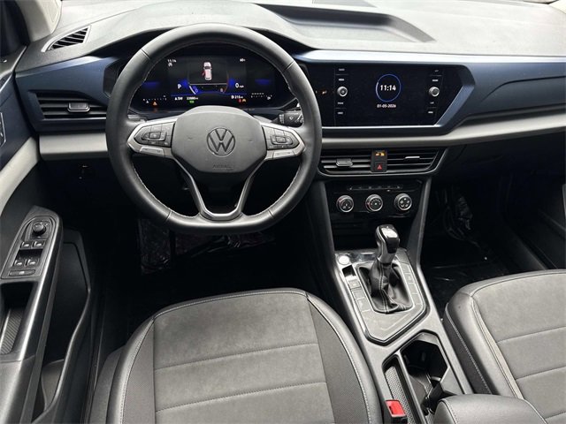 Certified 2023 Volkswagen Taos SE w/ Black Wheel Package image 7