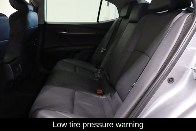 Used 2025 Toyota Camry XLE image 11