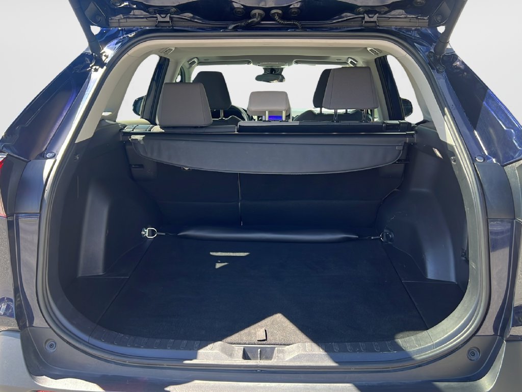 Used 2024 Toyota RAV4 XLE w/ Convenience Package FWD image 9