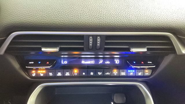New 2026 MAZDA CX-90 Plug-In Hybrid w/Premium Sport AWD/4WD image 22