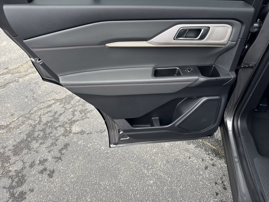 New 2026 Ford Explorer Active image 21