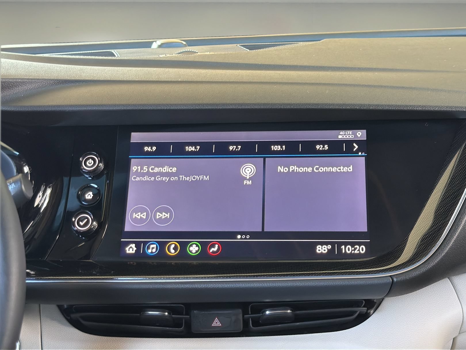 Used 2022 Buick Envision Preferred FWD image 15