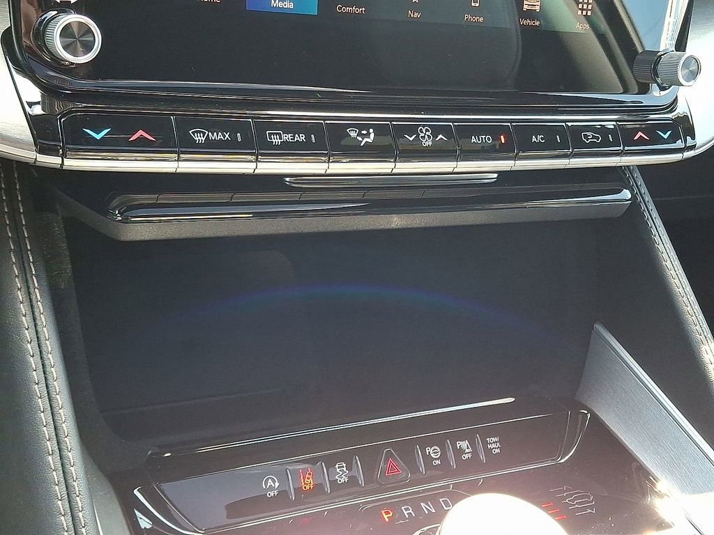 New 2025 Jeep Wagoneer L Series II image 13