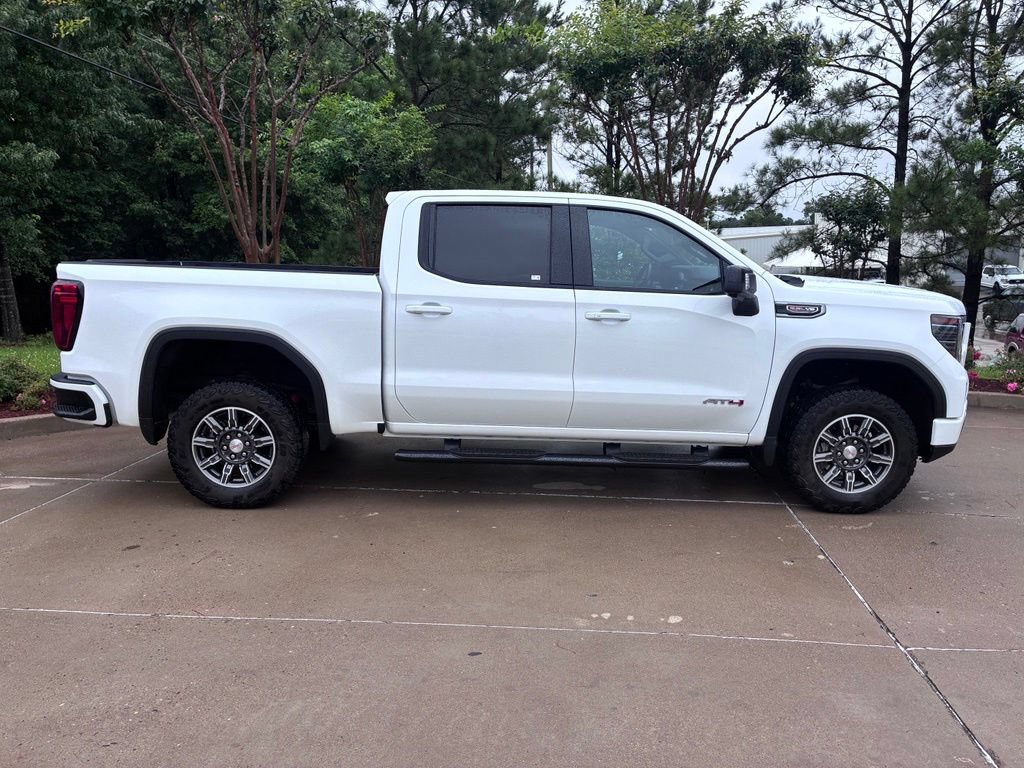 Used 2025 GMC Sierra 1500 AT4 AWD/4WD image 5