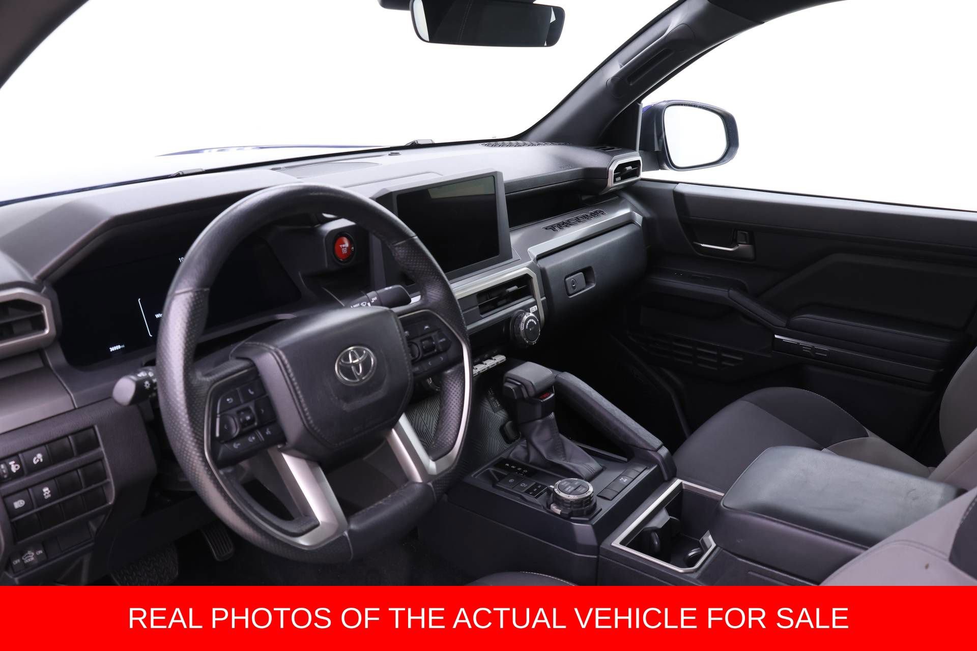 Used 2024 Toyota Tacoma SR5 image 4