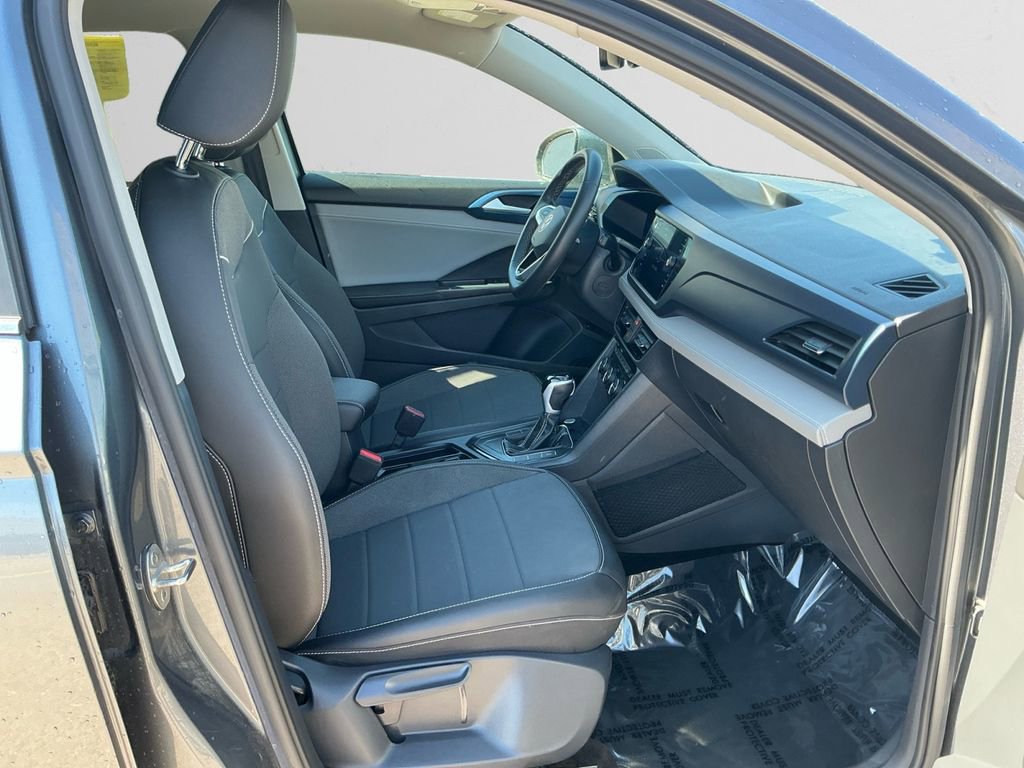 Used 2024 Volkswagen Taos SE image 15