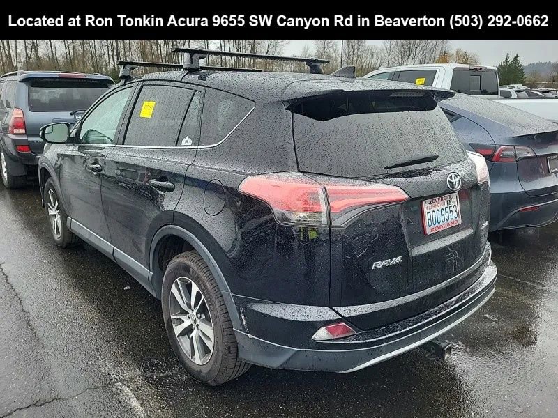 Used 2018 Toyota RAV4 XLE image 4