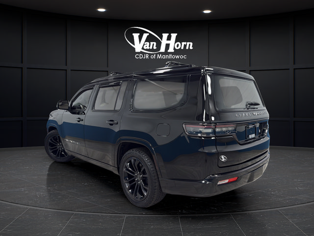 Used 2022 Jeep Grand Wagoneer Series II AWD/4WD image 5