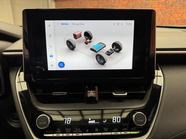 Used 2024 Toyota Corolla Cross XSE w/ Convenience Package image 19