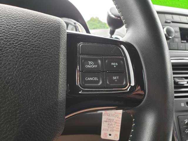 Used 2016 Dodge Grand Caravan SE image 20