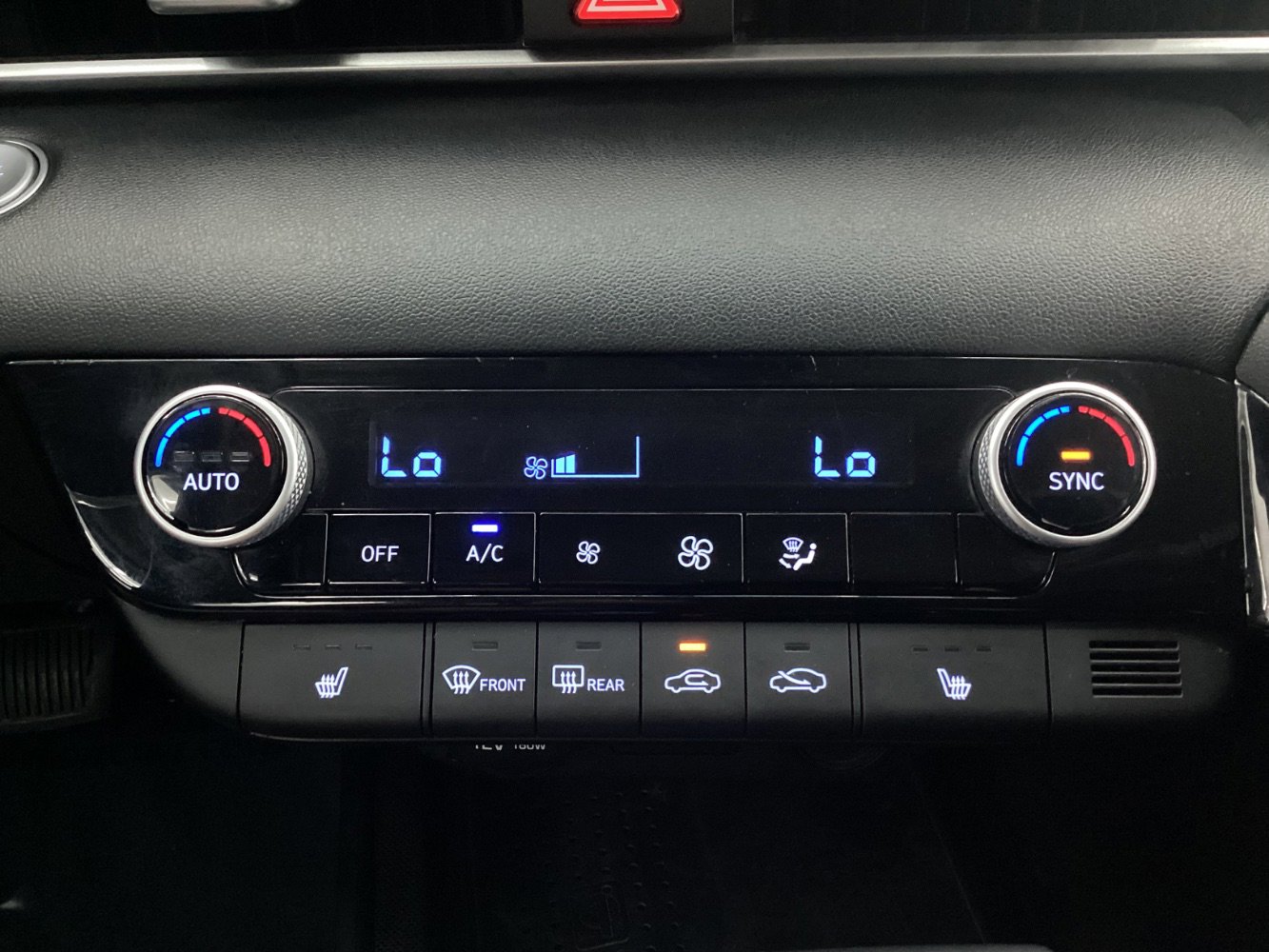 Used 2021 Hyundai Elantra SEL w/ Convenience Package image 35
