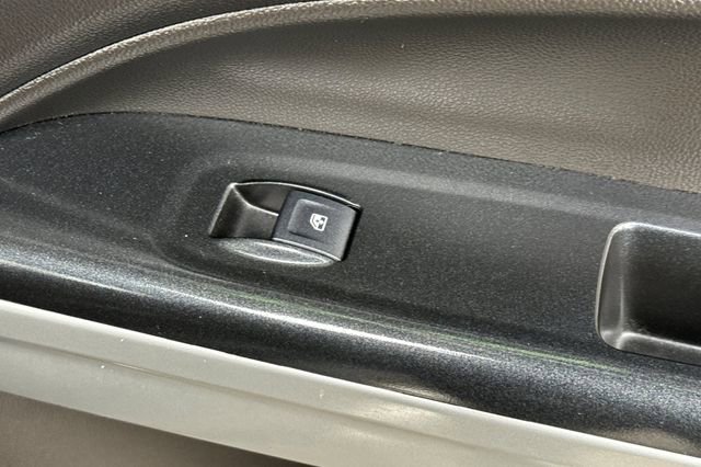 Used 2018 Chevrolet Colorado LT w/ LT Convenience Package RWD image 22