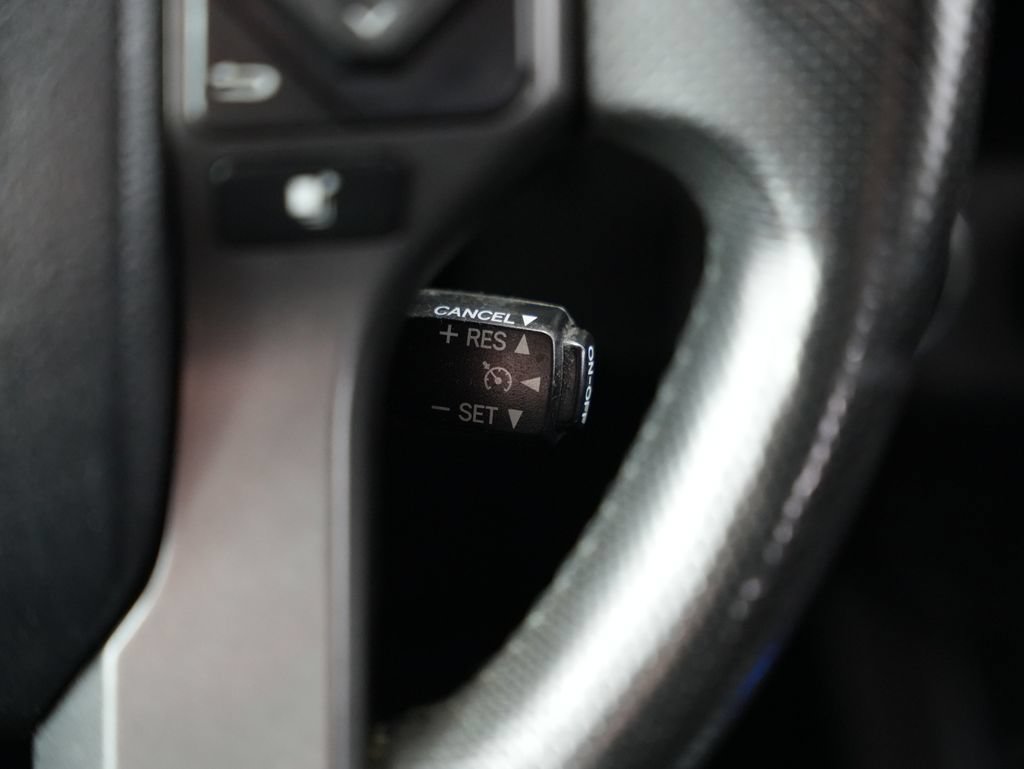 Used 2017 Toyota Tacoma TRD Sport w/ Tow Package (A/T) AWD/4WD image 17