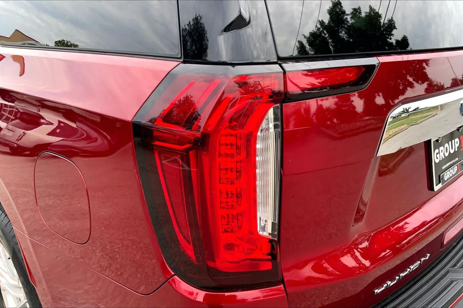 Used 2021 GMC Yukon XL SLT AWD/4WD image 27