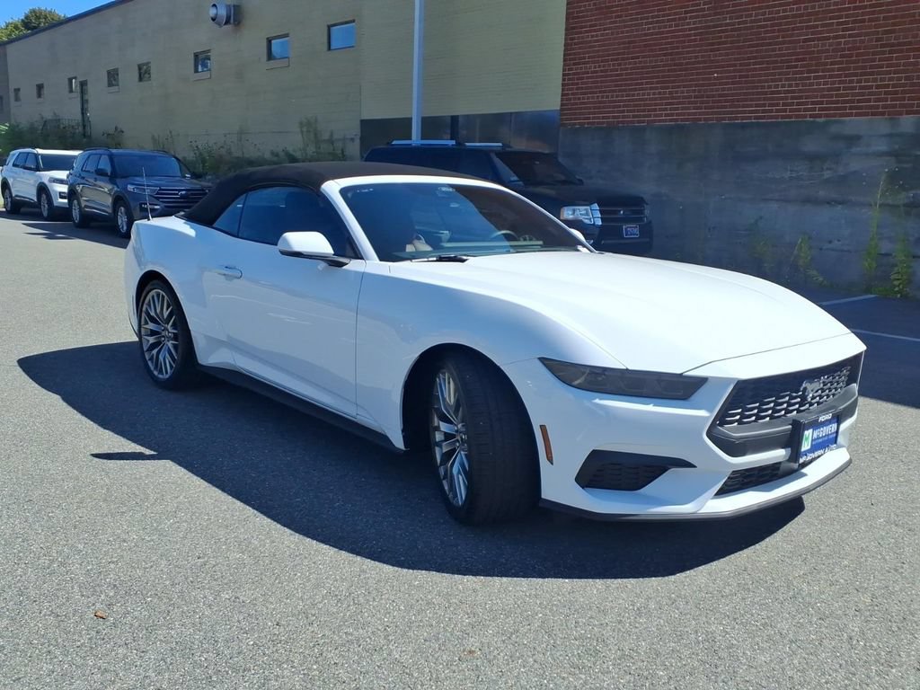 Used 2026 Ford Mustang Premium RWD image 4