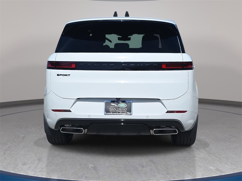 New 2026 Land Rover Range Rover Sport Dynamic SE image 6