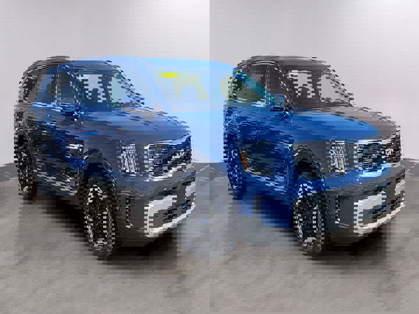 Certified 2023 Kia Telluride S w/ S Sunroof Package image 3