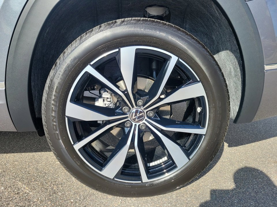 New 2025 Volkswagen Atlas SEL Premium R-Line image 22