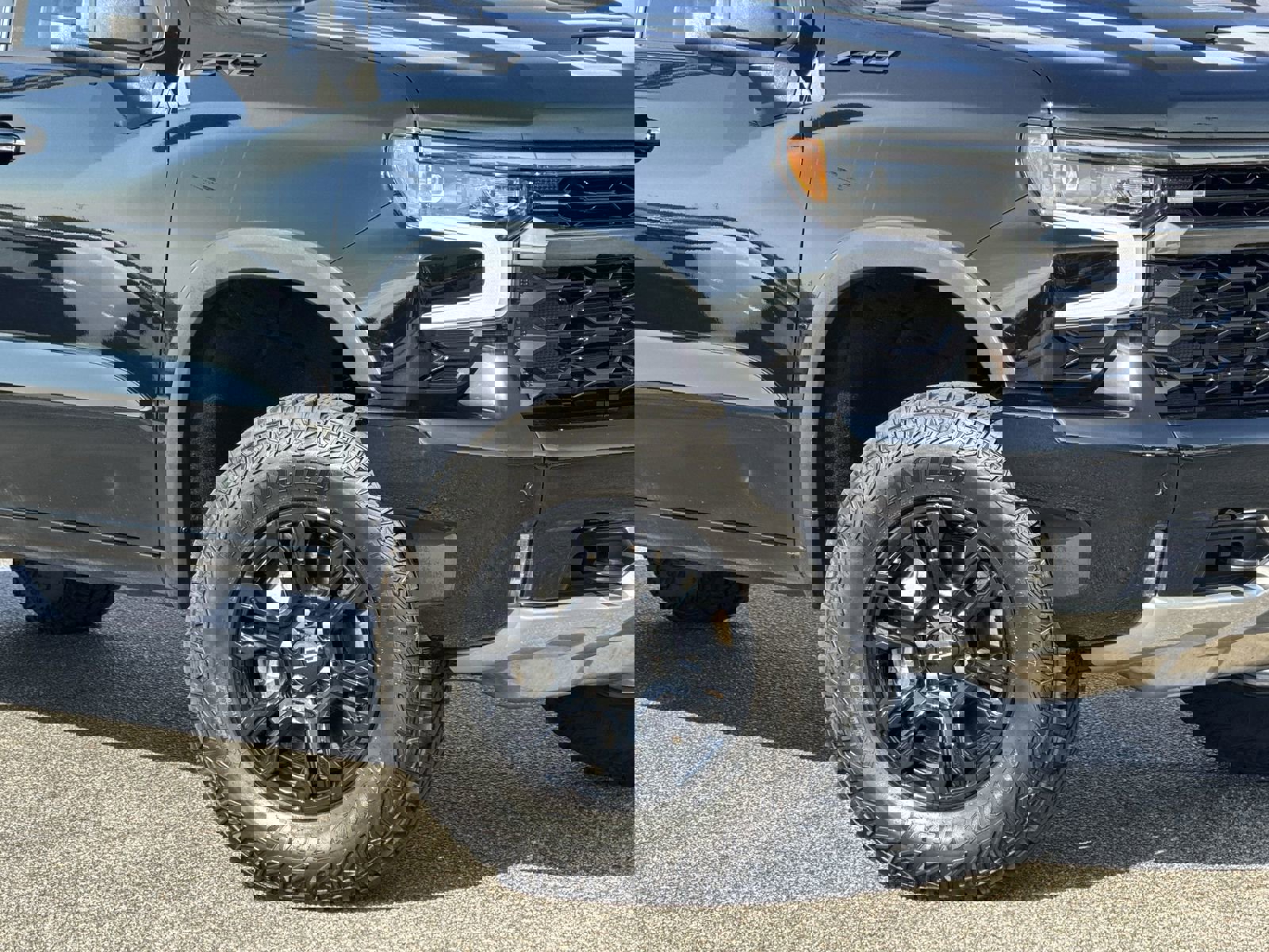 Certified 2026 Chevrolet Silverado 1500 ZR2 w/ Dark Appearance Package image 13