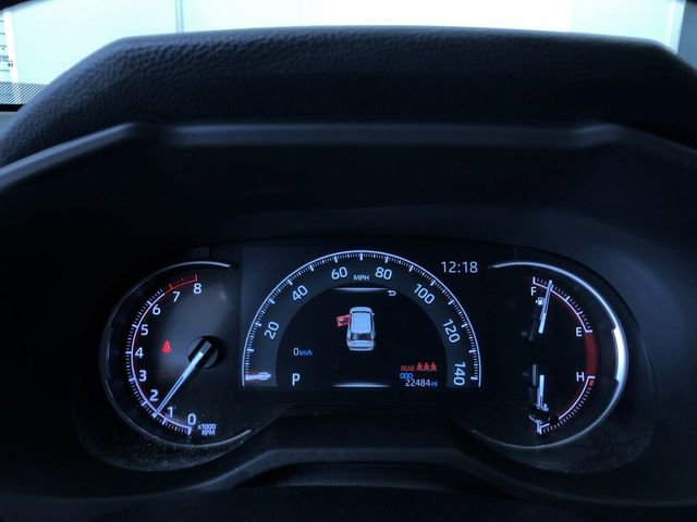 Certified 2025 Toyota RAV4 LE image 30