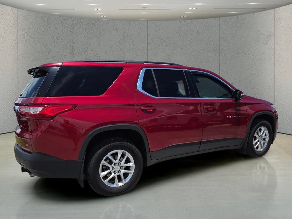 Used 2019 Chevrolet Traverse LT FWD image 3