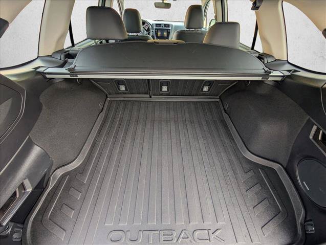 Used 2019 Subaru Outback 2.5i Limited w/ Popular Package #2 AWD/4WD image 6