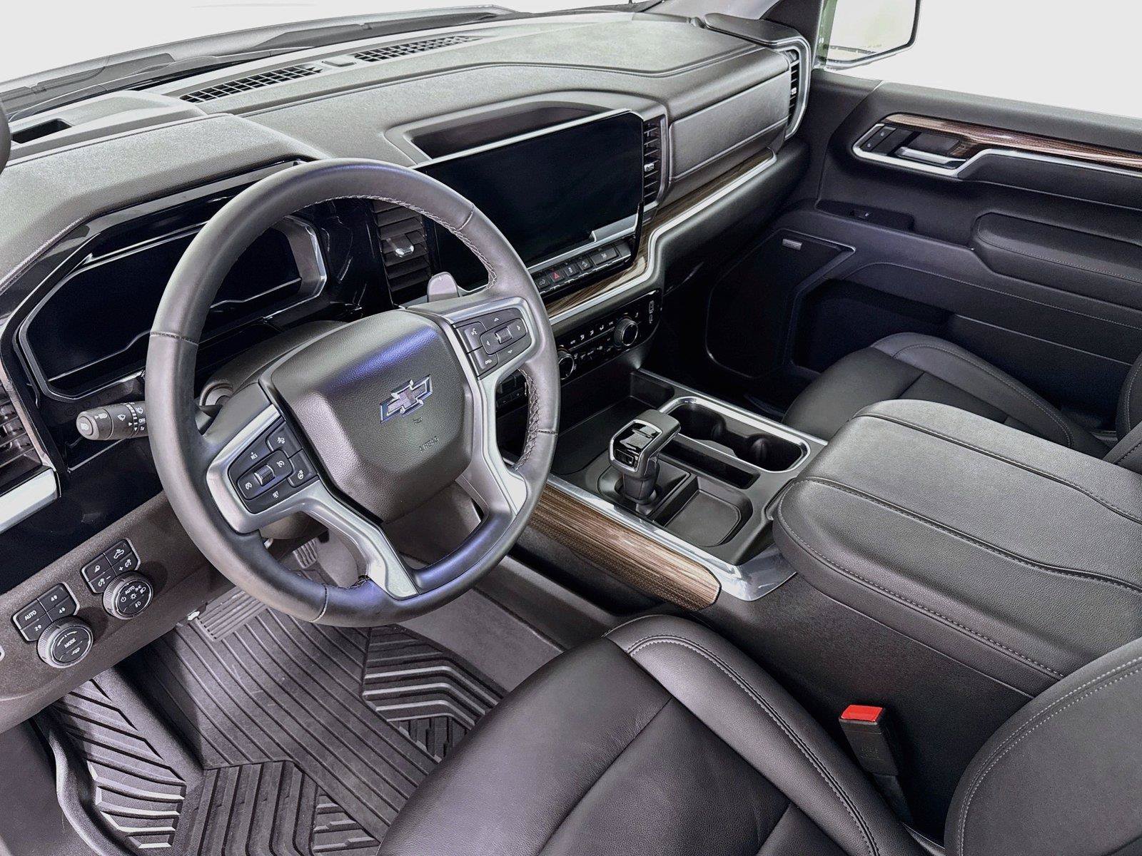 Used 2025 Chevrolet Silverado 1500 RST w/ RST All Star Premium Package AWD/4WD image 14